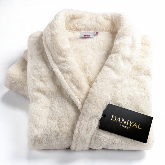 Luxury Bath Robes in Pakistan – Soft, Comfortable & Premium Quality | Daniyal Towel